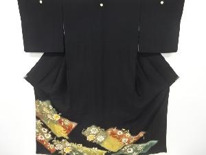 リサイクル　菊牡丹模様刺繍留袖(比翼付き)